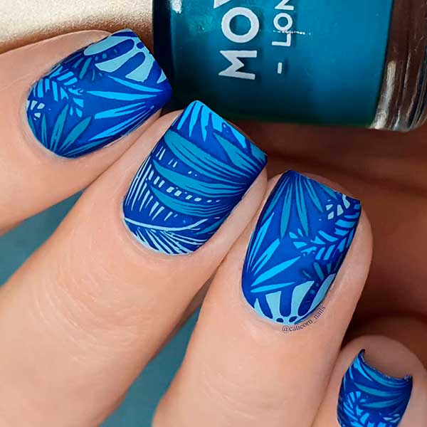 Gorgeous matte leafy spring nails 2020 with Pantone Color of the Year 2020 Gorgeous matte leafy spring nails 2020 with Pantone Color of the Year 2020