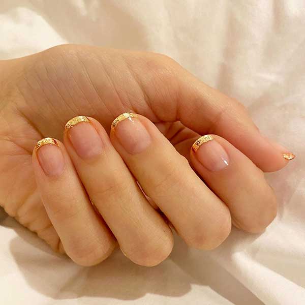 Short french tip nails for spring 2020 Short french tip nails for spring 2020