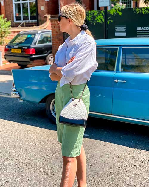 One of the best women's bermuda shorts style for summer 2020! One of the best women's bermuda shorts style for summer 2020!