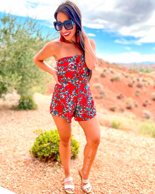 Chic strapless Romper for summer 2020!