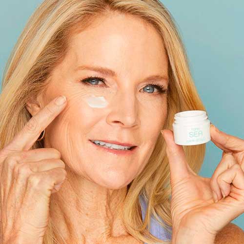 Tarte Sea Wink of H20 Vegan Collagen Eye Cream for Dark Circles! Tarte Sea Wink of H20 Vegan Collagen Eye Cream for Dark Circles!