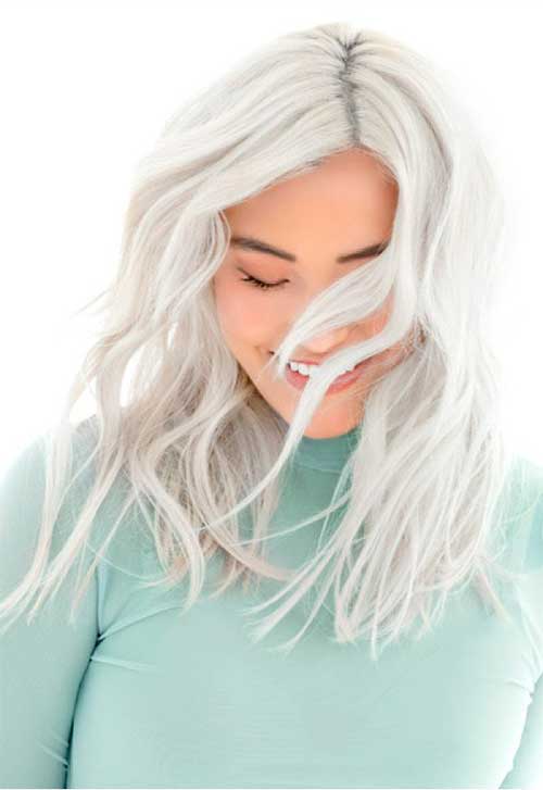 How To Get A Beachy Look with the best beach wave spray Drybar Seashore Spritzer Salt-Free Wave Spray How To Get A Beachy Look with the best beach wave spray Drybar Seashore Spritzer Salt-Free Wave Spray