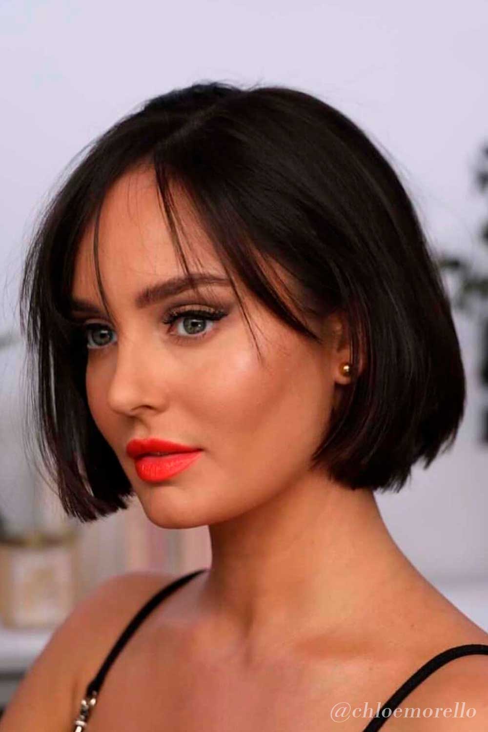 Amazing Chin length bob just try this blunt lob which is one of the best Trendy Hairstyles Amazing Chin length bob just try this blunt lob which is one of the best Trendy Hairstyles