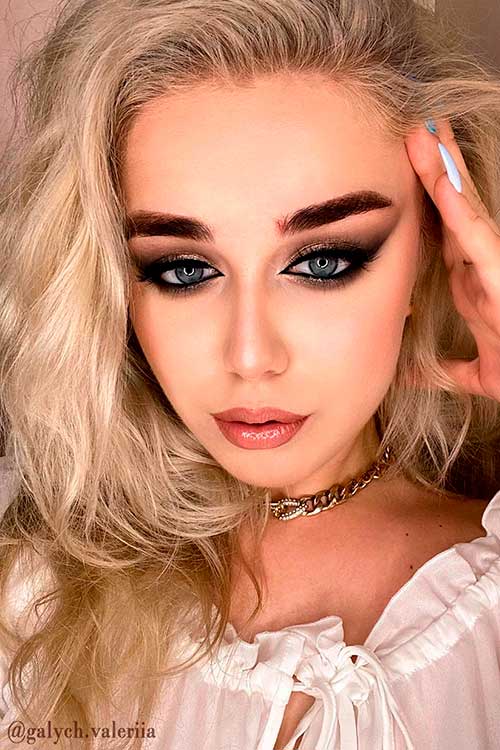 Fabulous neutral eye makeup look with Naked3 Urban Decay Naked Palette! Fabulous neutral eye makeup look with Naked3 Urban Decay Naked Palette!