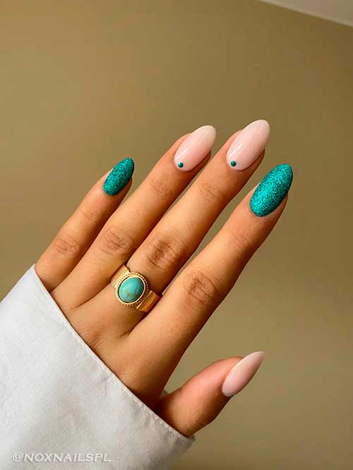 Medium Round Shaped Nude and Glitter Emerald Summer Nails