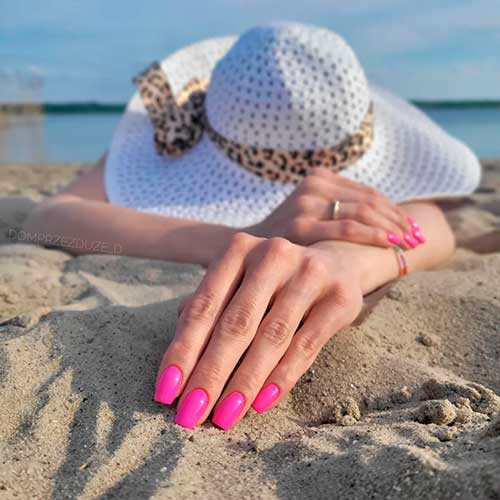 Short Square Simple Pink Summer Nails 2022