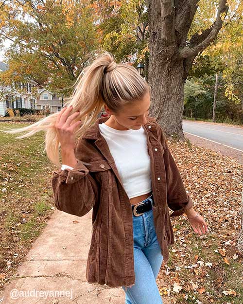 Casual Blouse and Jeans with Coat are Perfect Fall Outfits for Women 2021