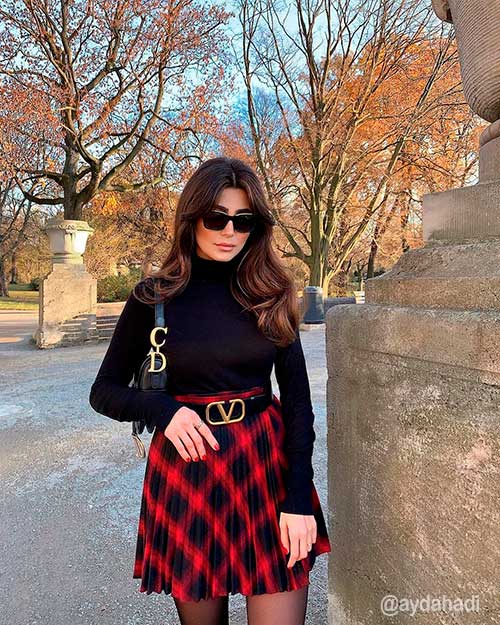 Stunning Fall Outfits for Women 2021: Turtle Neck Blouse and Skirt are cute fall outfits and fashion trends 2021