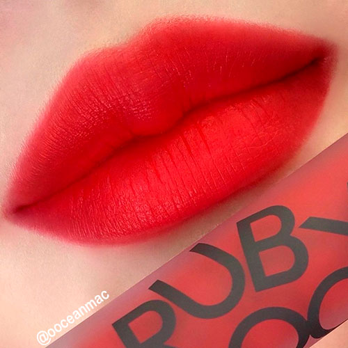 MAC Cosmetics Powder Kiss Liquid Lipcolour / Ruby Boo