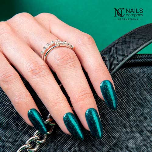 Aurora Dark Green Nails Oval Shaped Design