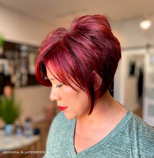 Red Cranberry Short Bob Haircut with Layered Cut That is Chic and Easy to Maintain