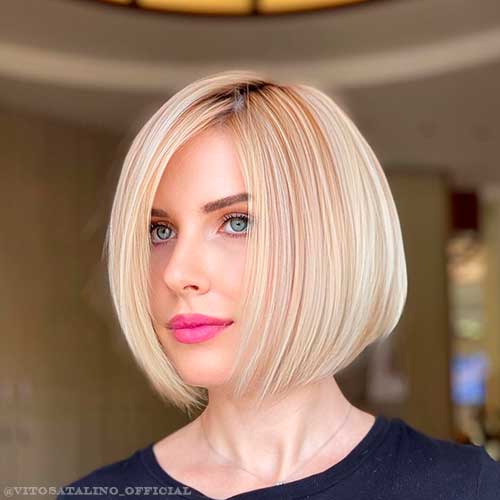 Scaled Round Blonde Short Bob Haircut