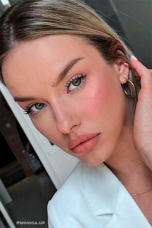 No makeup makeup look with Blush and Nude Lips for summer 2022