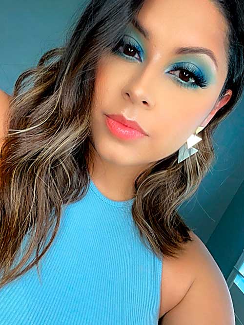 Blue and Green Eyeshadow Look with Glossy Pink Lips - S-Gorgeous Blue Eyeshadow Looks