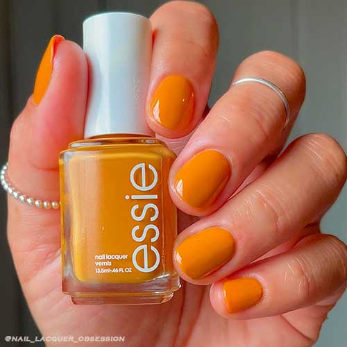 Essie buzz-worthy bash Short Marigold Yellow Nails with Essie buzz-worthy bash - Essie Hostess with the Mostess Collection