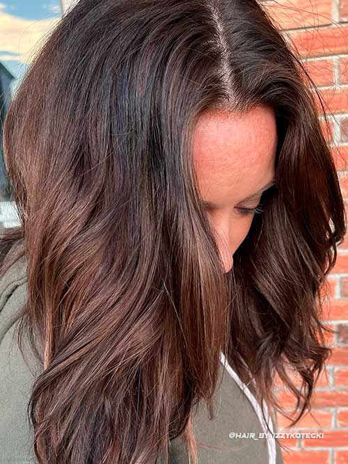 Rich chocolate brown hair one of the cutest fall hair colors