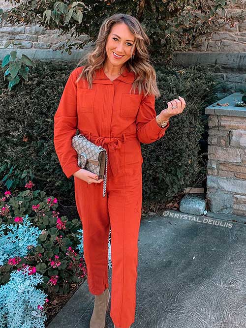 Stunning burnt orange jumpsuit for Fall 2022 - Fall Outfits for Women
