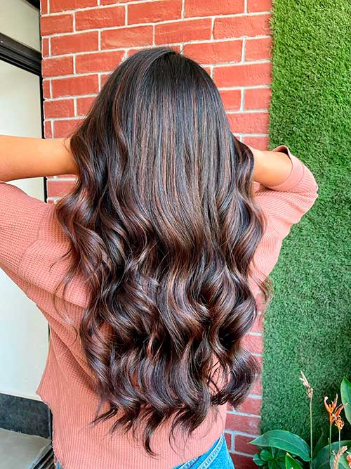 Balayage Gingerbread Hair is A Great Winter Hair Color to Try in 2023