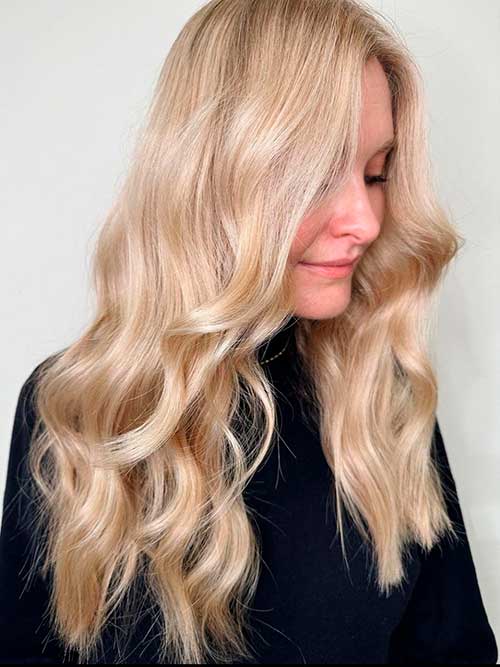 Champagne Blonde is One of the Best Winter Hair Colors That simply brighten your hair