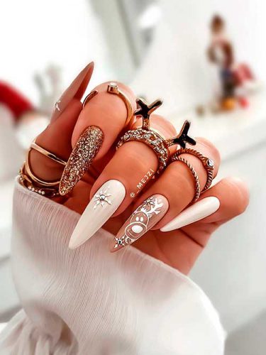The Cutest White Christmas Nails That You'll Surely Love