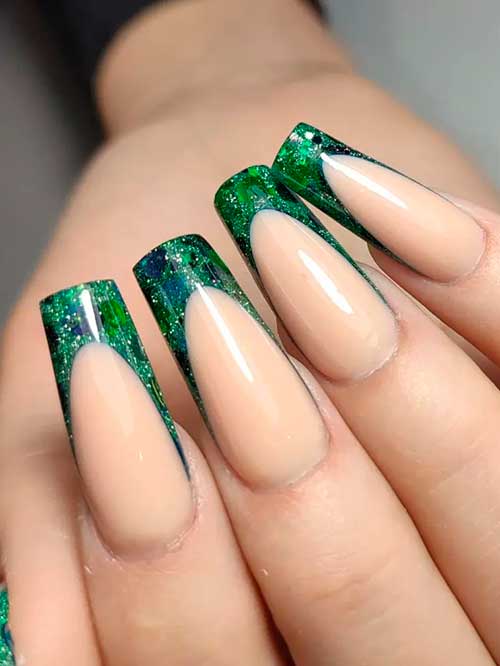 Long Coffin Glitter Emerald French Tip Nails with Nude Base Color
