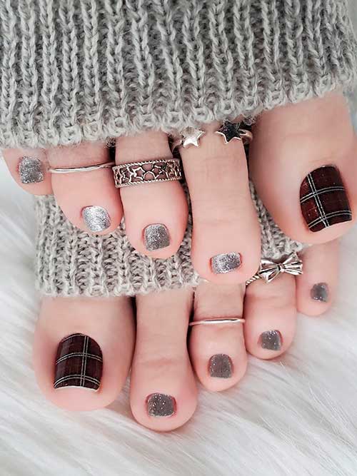Festive Glitter Silver Christmas Toenails with A Plaid Big Toenail for Christmas and New Year