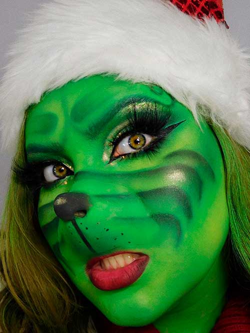 Grinch Makeup Look that stole Christmas