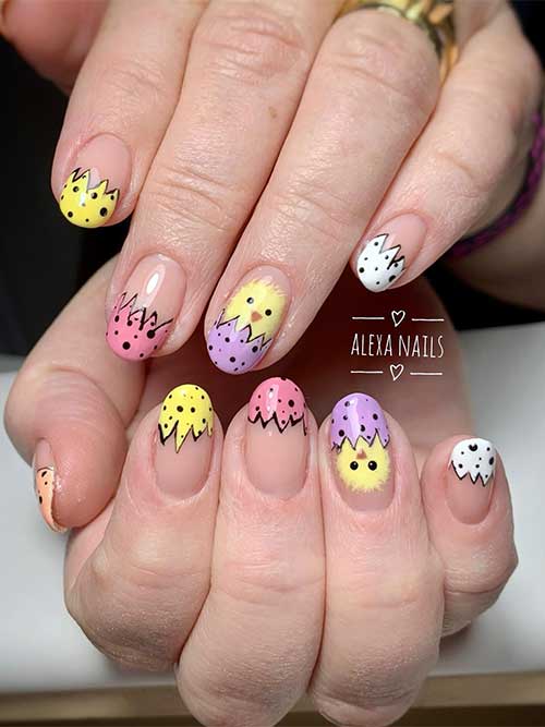 Short Round Shaped Hatched Egg Nails with Two Accent Chick Nails