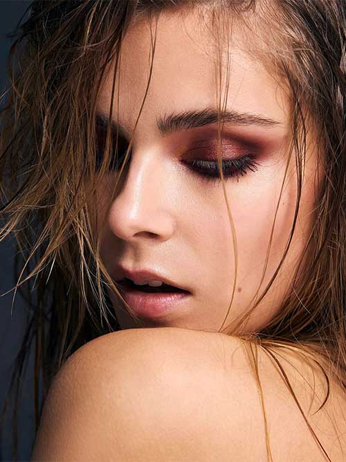 Pretty brown smokey eyes Pretty brown smokey eyes