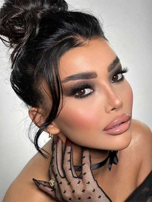 Gorgeous smokey eye makeup with nude lips