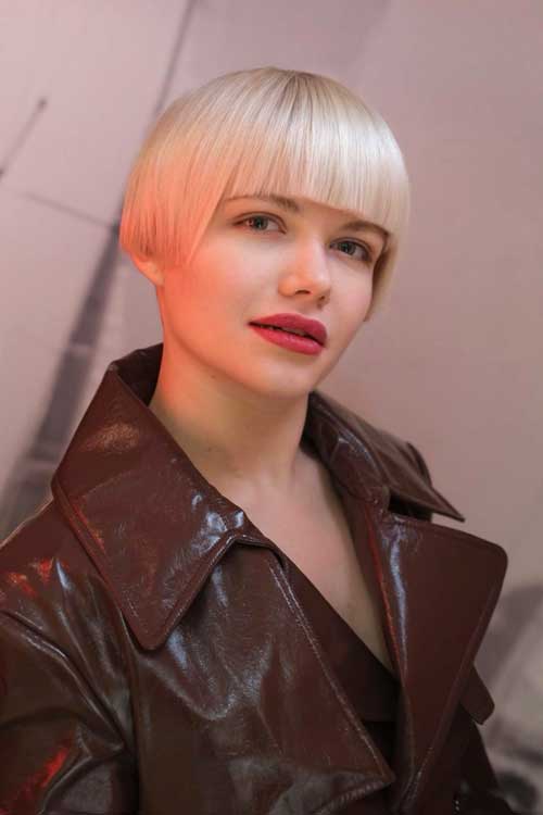 Blonde Bob Bowl Cut for Women