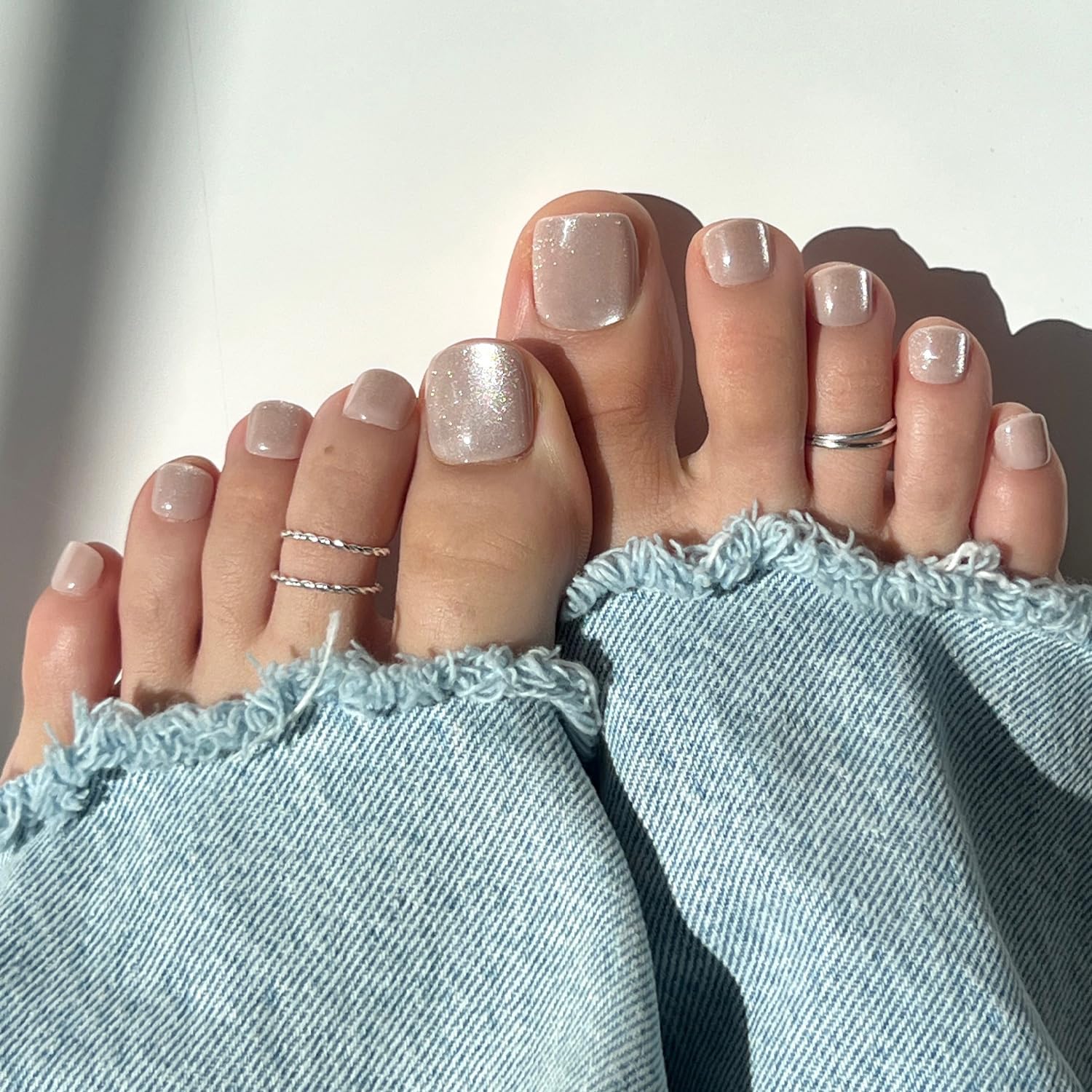 Glamnetic Press On Toenails - The Vow Shimmery nude fake toenails with a velvet finish, 16 sizes in a 32-piece kit with glue. Glamnetic Press On Toenails - The Vow Shimmery nude fake toenails with a velvet finish, 16 sizes in a 32-piece kit with glue.