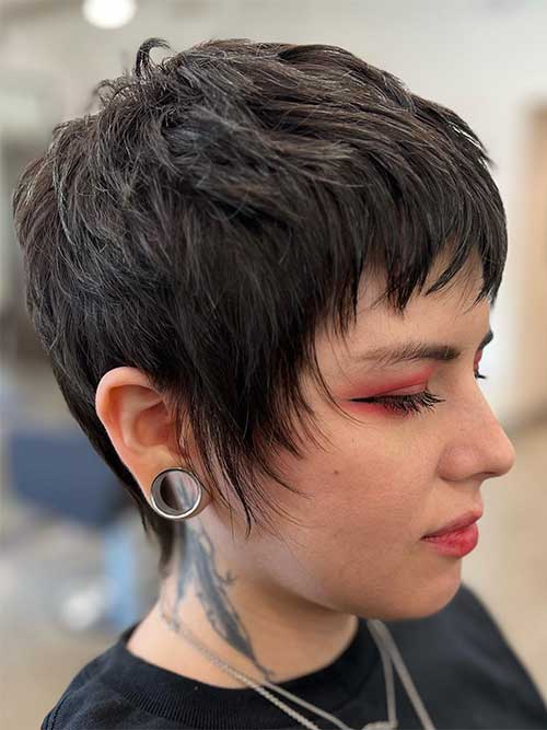 Stylish Tousled Pixie with Fringe
