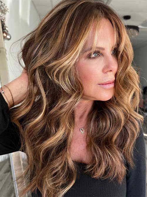 Long hair dyed in Golden Bronde balayage hair