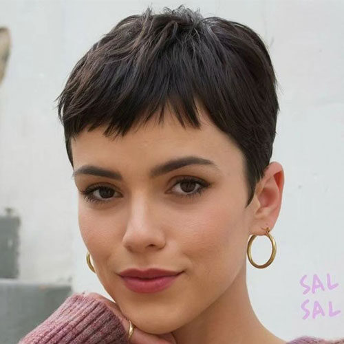 The classic pixie haircut is chic and one of the best pixie cut ideas for women